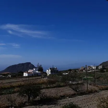 Casa Carlos بيت للعطل