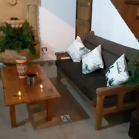 Casa Carlos Nyaraló